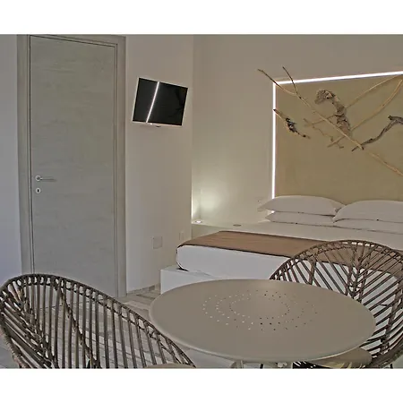 Quintessenza - Charme 住宿加早餐酒店 维耶斯泰